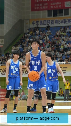 百年老牌俱乐部劈杀斜线，传统打法再现锋芒